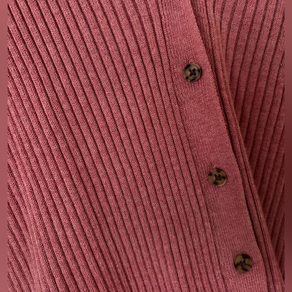 GAP Women's Mauve Ribbed Cardigan - size M - Picture 2 of 5